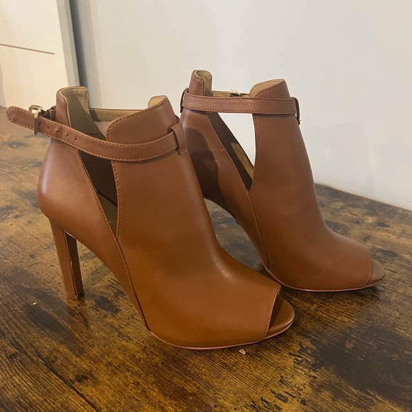 Michael Kors heels - Picture 5 of 6